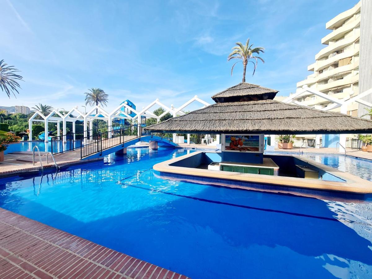 Precioso Apartamento Con Piscinas Y Vistas Al Mar. Benalmadena Exterior photo